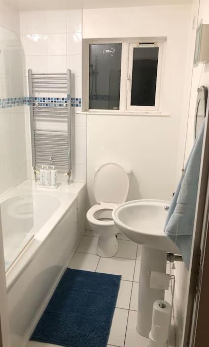 Cliftonville Apartments ベルファスト エクステリア 写真