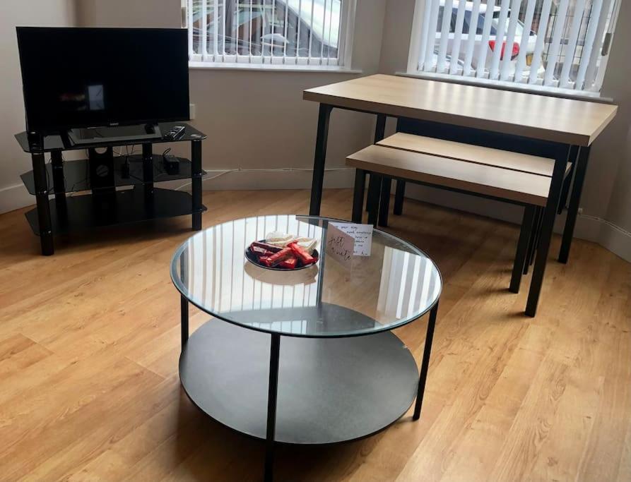 Cliftonville Apartments ベルファスト エクステリア 写真